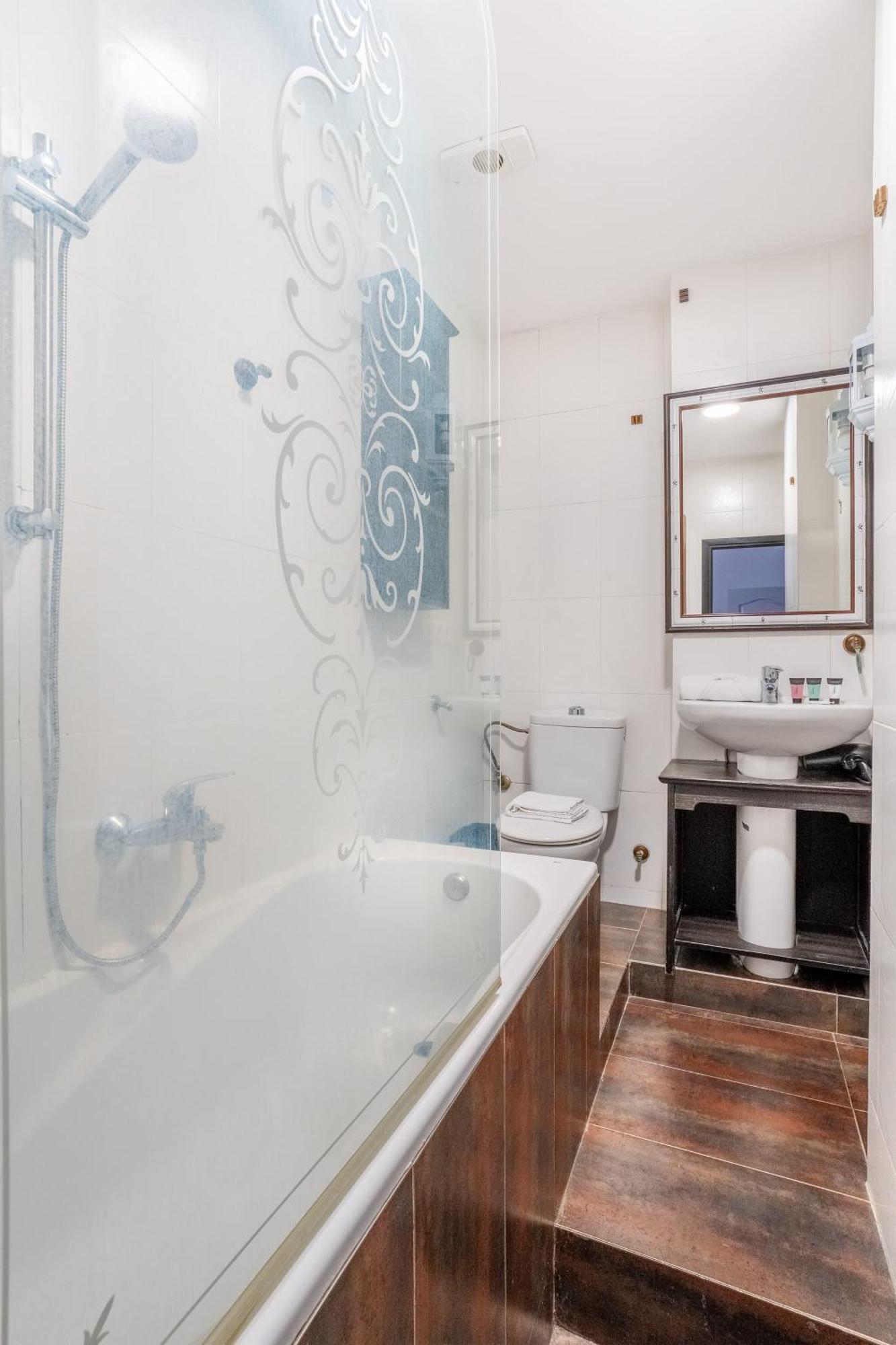 4- Bedroom In Gracia Village Barcelona